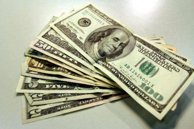 Octubre es el mes r�cord en la compra de d�lares para 