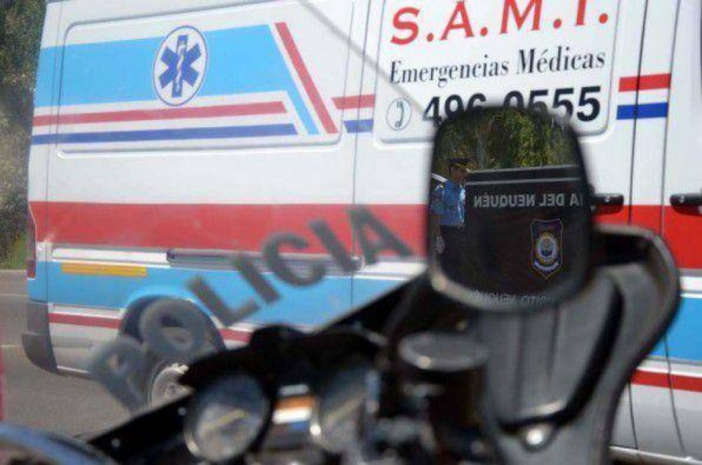 Chocaron contra un poste de luz: 4 heridos