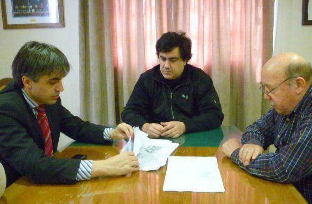 La Comisi�n Especial de Tierras recibi� oficialmente el proyecto del fideicomiso San Mart�n Norte