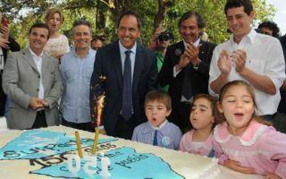 Scioli y Delfino encabezaron los festejos por el 150� aniversario de Suipacha