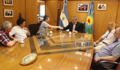 Avellaneda: Jorge Ferraresi recibi� al presidente de Arsenal de Sarand�