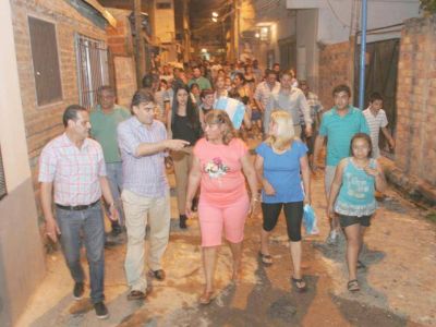 M�s luminarias para Villa Itat�