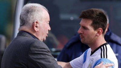 La ausencia de Grondona ya le costar�a una plaza en el Mundial a la Conmebol