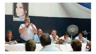 Vilari�o es el candidato a intendente de Salta por el PV