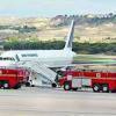 Un nigeriano muere en Barajas desatendido por temor al �bola