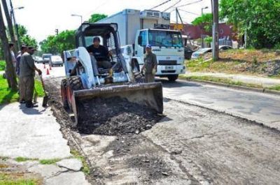 Se inici� la primera etapa de repavimentaci�n de la calle Uruguay 