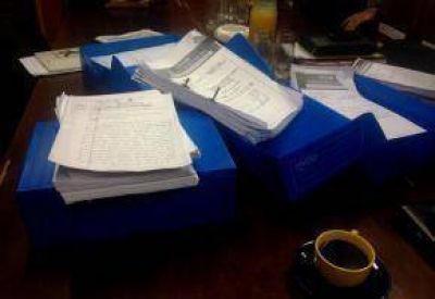 El Gobierno pag� horas extras y guardias, y complet� la documentaci�n que pidi� la Comisi�n Investigadora