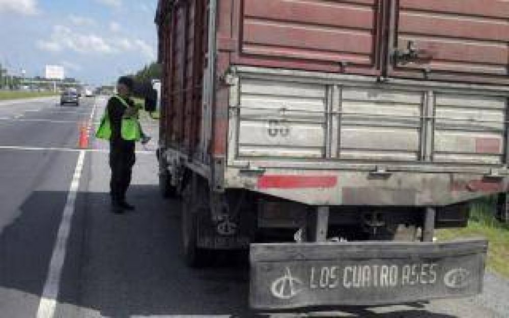 Brandsen: Detienen a camionero que circulaba por Ruta 2 borracho