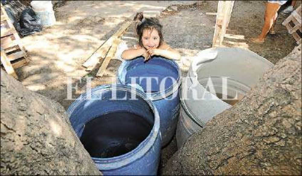 Barrios del noreste ir�n a la justicia por el agua potable