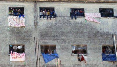 Ritondo le pidi� a Cristina que cumpla con el traslado de Devoto
