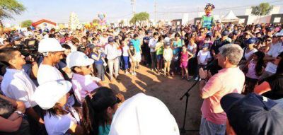 Poggi entregar� el 6 de diciembre las casas a 500 familias