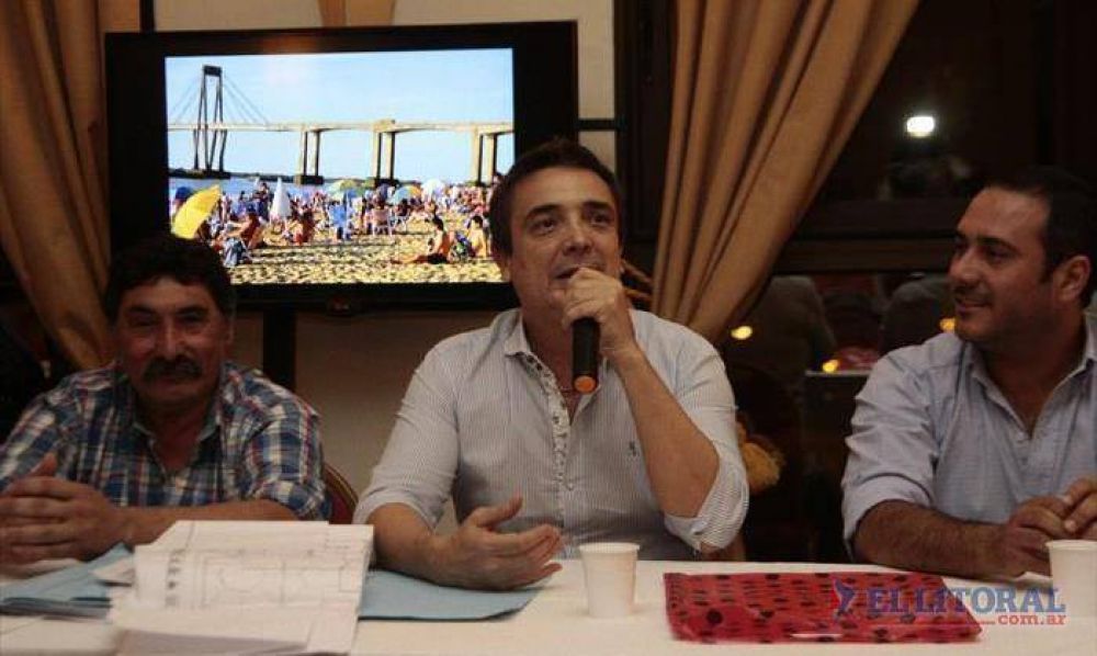Motochorros asaltaron al senador Nito Artaza en la avenida Centenario