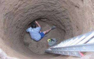 Mar del Plata: Encontr� f�siles de 500 mil a�os cuando cavaba un pozo ciego