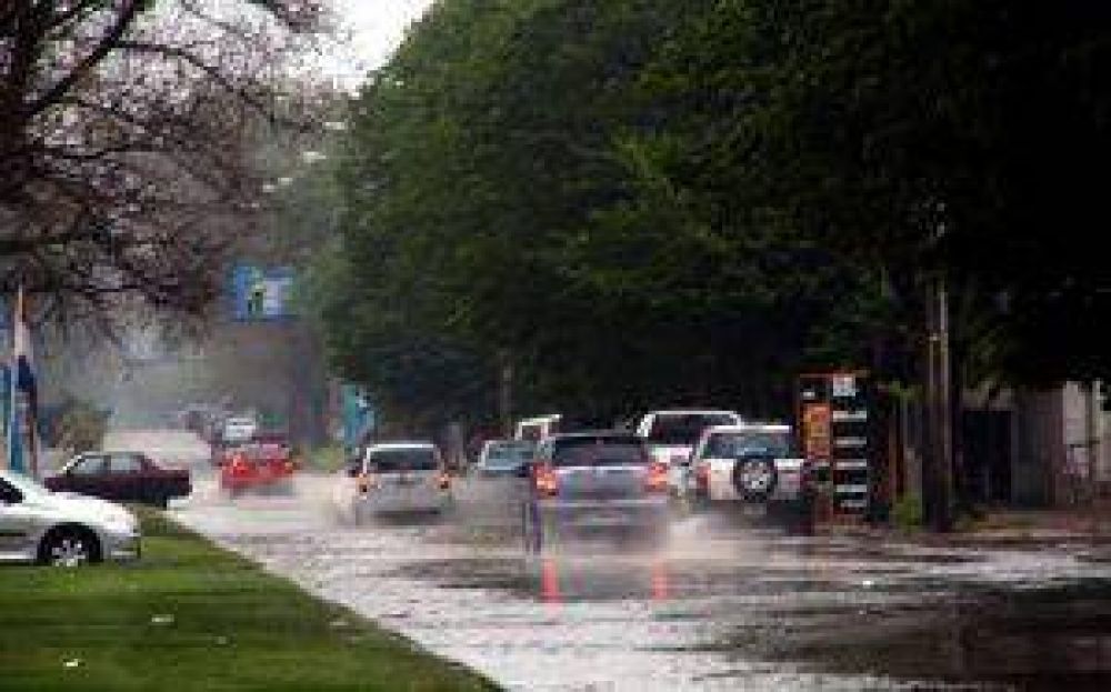 El fin de semana termin� con lluvia
