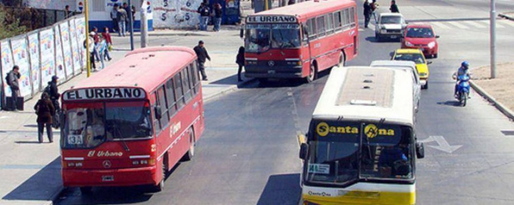 CODECUC RECHAZA AUMENTO DEL BOLETO Y QUIERE REGULACI�N DEL TRANSPORTE Y AUDIENCIA VINCULANTE