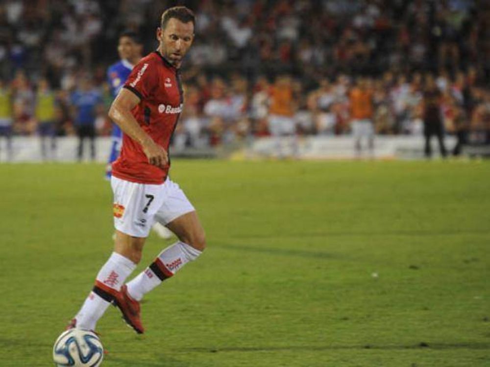�En Newell's hay que estar juntos como club�, afirm� Lucas Bernardi