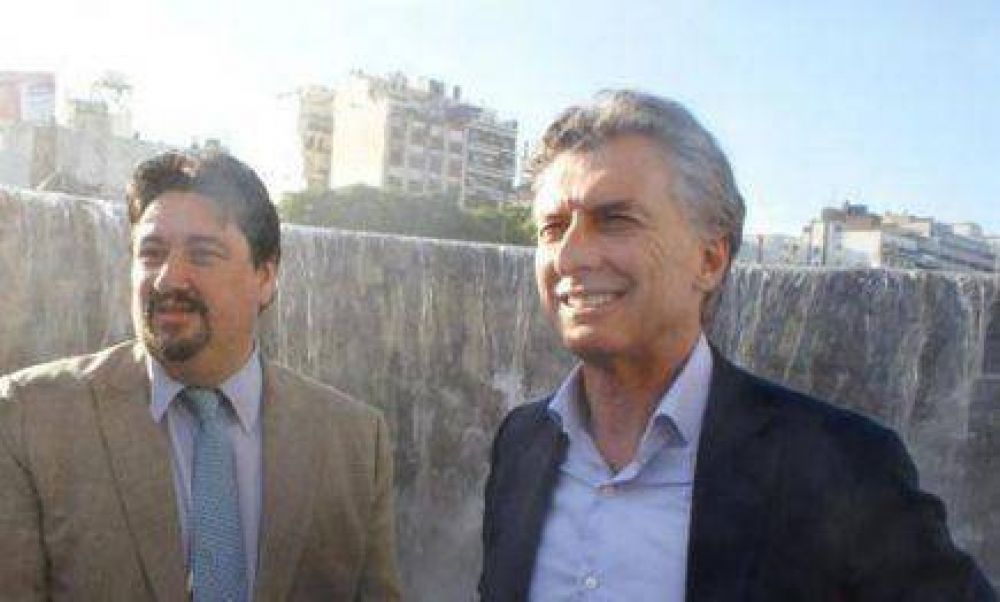 Reuni�n clave entre Closs - Macri y posterior acuerdo con la UCR   