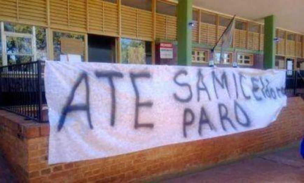 Trabajadores de la salud endurecer�an las protestas en el Samic de Eldorado