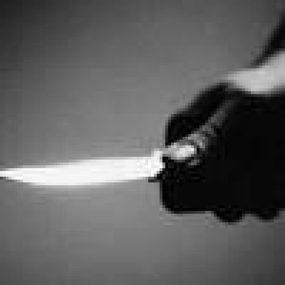 A pu�aladas asesinaron a un hombre en medio de una ri�a