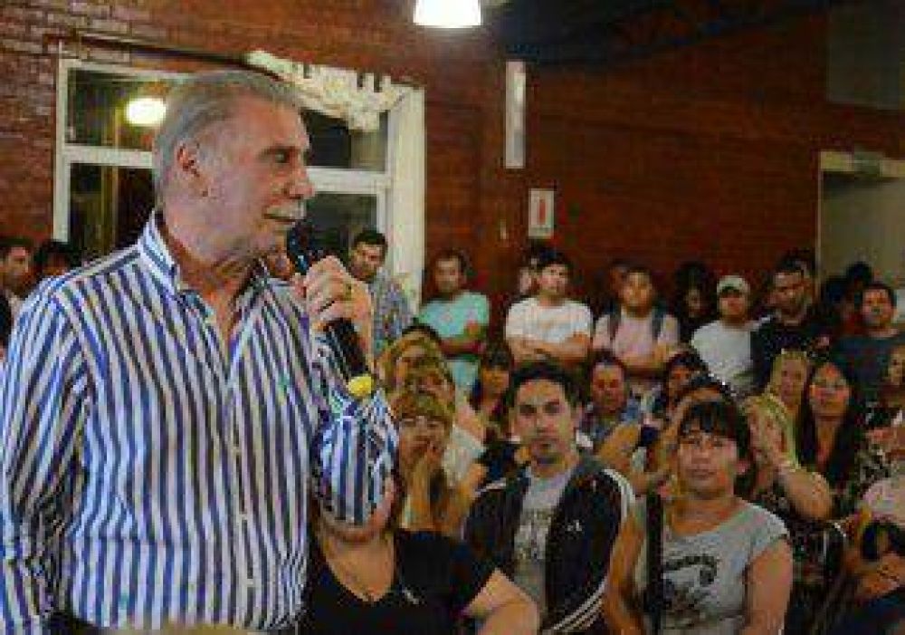 Sobisch asegur� que desde 2007 no se hacen hospitales 