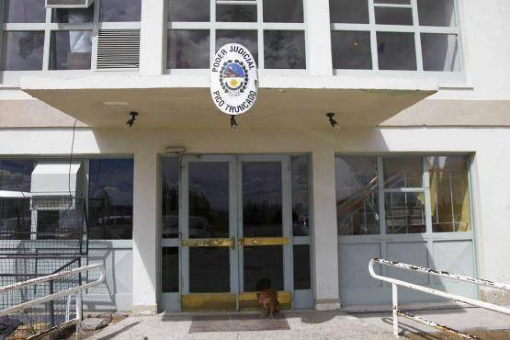 Allanamientos recuperan objetos robados en Pico Truncado
