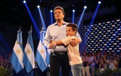 Massa celebr� el aniversario de su triunfo legislativo con cr�ticas al Gobierno