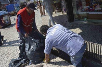 Se realizaron tareas de limpieza y mantenimiento en desag�es y sumideros