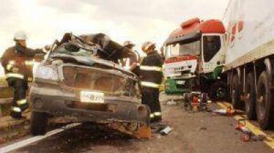 Un muerto en un triple choque en la Ruta N� 5