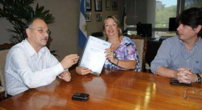Chiyo recibi� a Azula por el parque industrial
