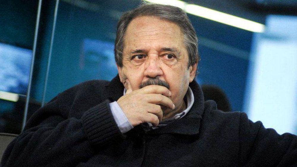 Alfons�n le pide a los miembros de FAUnen que 
