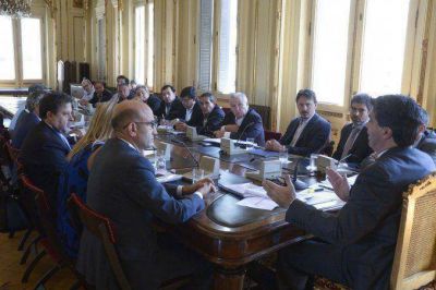 El Gobierno le pidi� a Edenor y Edesur que informen las 