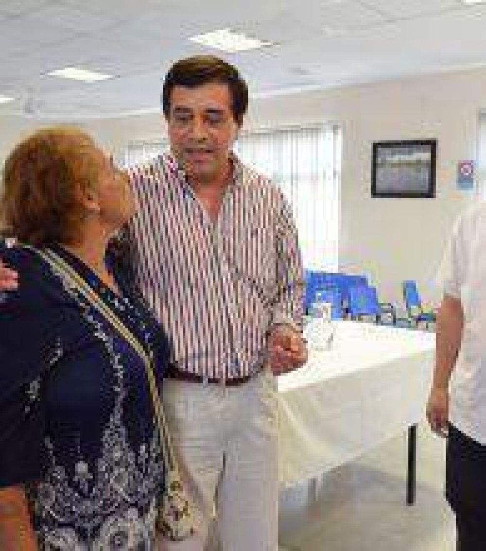 Vecinos del circuito 5 destacan cambios en servicio de salud logrados en los �ltimos a�os