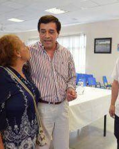 Vecinos del circuito 5 destacan cambios en servicio de salud logrados en los �ltimos a�os