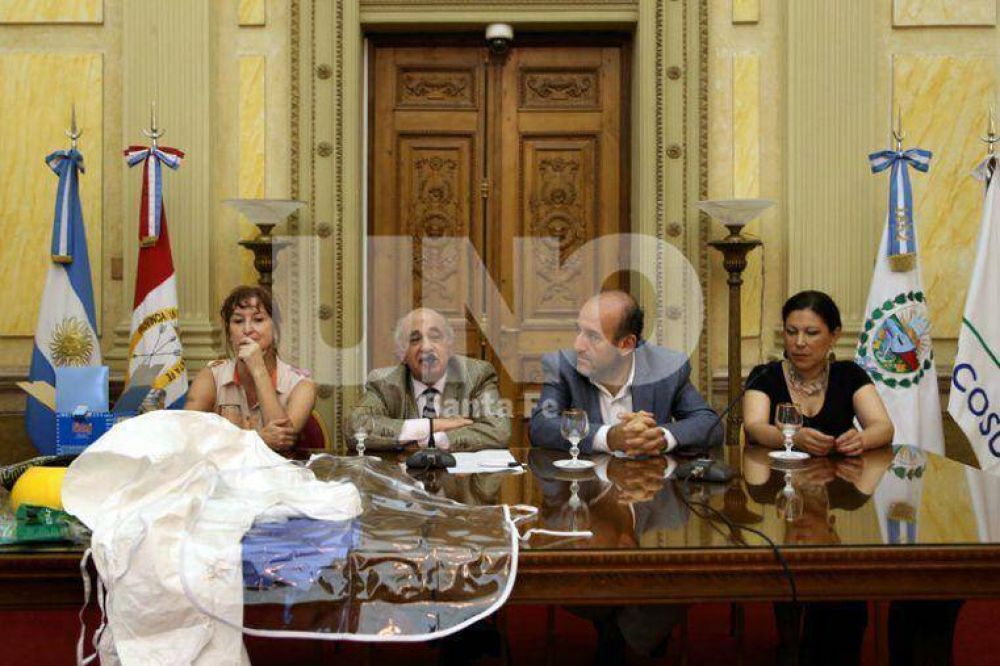 La provincia de Santa Fe se prepara para atender posibles casos del virus del �bola