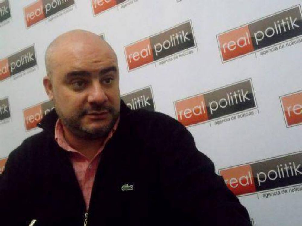 Leonardo Rocheteau: �Nuestra intenci�n es ser gobierno para transparentar absolutamente todo�