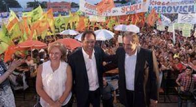 Despu�s de Massa, Scioli pone un pie en Tucum�n