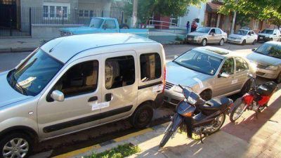 Secuestran dos autos y dos motos