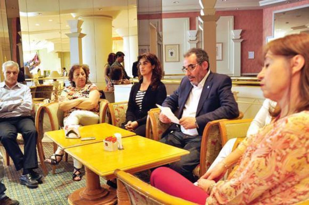 Ante la convocatoria al Consejo Superior se levant� la toma de la Universidad