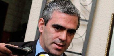 Designan a Juli�n Fern�ndez Egu�a como nuevo Fiscal de Estado