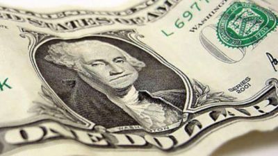 El d�lar blue retrocede a $ 14,61 y tambi�n bajan el liqui y el MEP