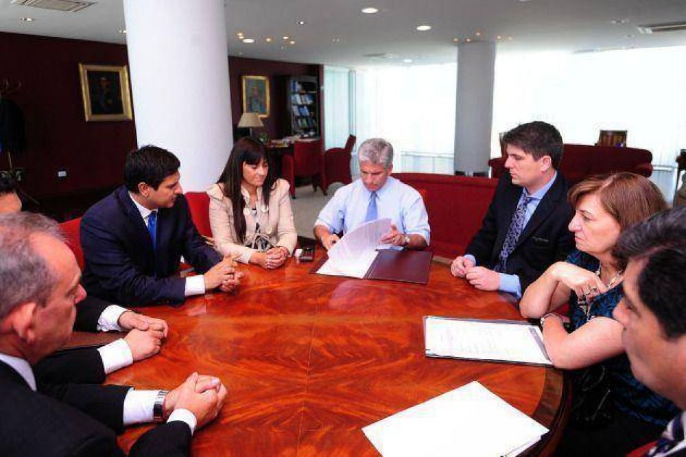 Poggi llam� a licitaci�n para la construcci�n de 200 viviendas en La Punta