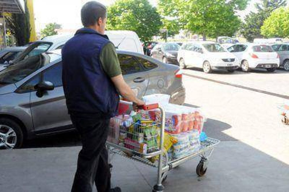En los hipermercados mayoristas se incrementaron las ventas al p�blico