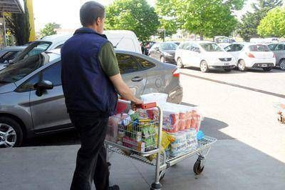 En los hipermercados mayoristas se incrementaron las ventas al p�blico