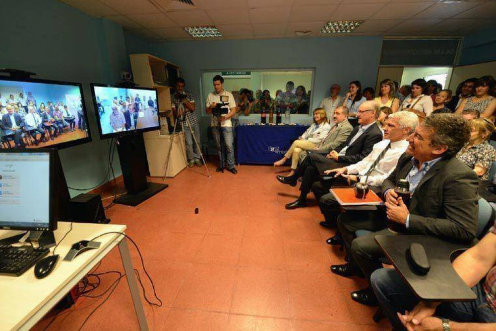 Hospitales entrerrianos podr�n hacer videoconferencias pedi�tricas con el Garraham