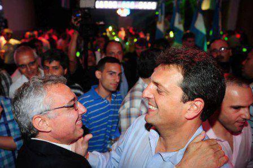 Julio Zamora: �Con Sergio Massa se viene la Argentina de la uni�n nacional� 