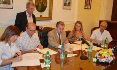 El Registro de las Personas firm� convenios el IPS para facilitar la atenci�n del afiliado