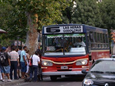 El Gobierno de Mendoza analiza un nuevo aumento en la tarifa del boleto de transporte p�blico