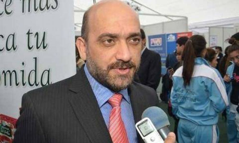 Tineo pidi� un debate entre los candidatos a gobernador