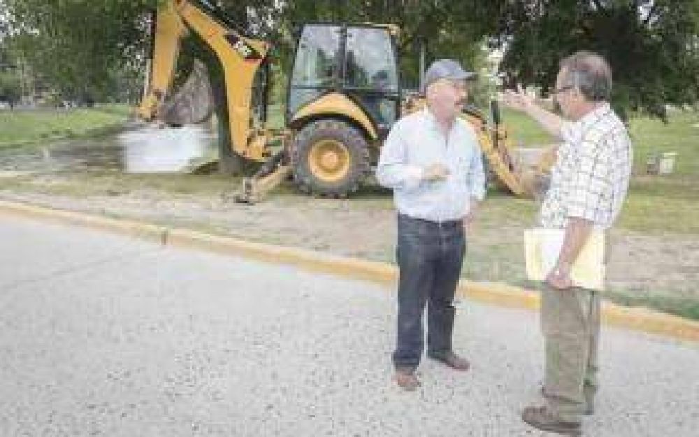 Azul: Intendente Inza supervis� trabajos en el Puente San Mart�n