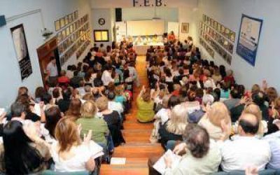 Docentes de FEB definieron paro por 48 horas